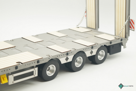 Preview: FM Schwerlast Auflieger mit Rampen 1:14